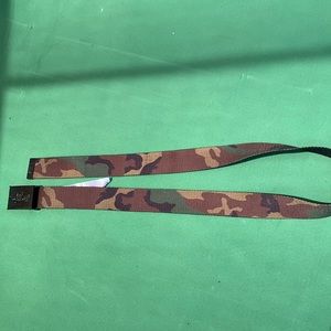 Vans men’s camouflage belt
